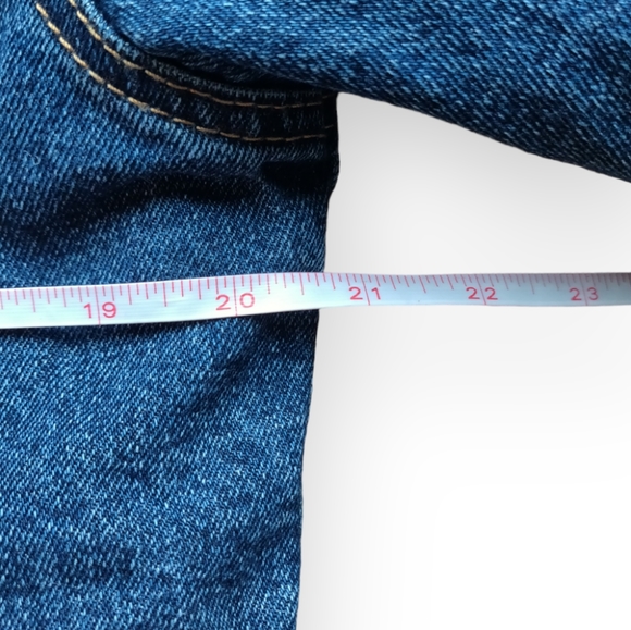 Denim Jacket with Sherpa Lining from Time and Tru Women's Size Small - Picture 8 of 10